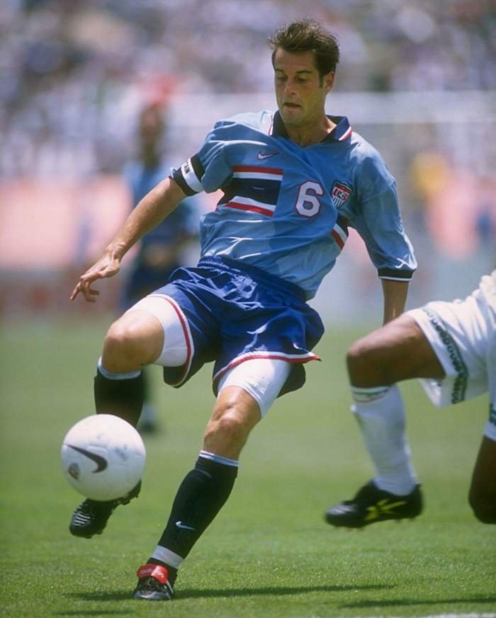 1995-98-USA-third-uniform-John-Harkes.jpg